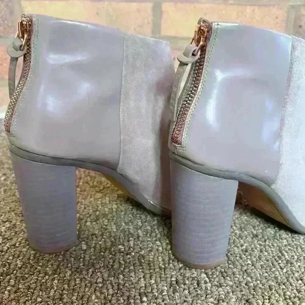 Ted Baker London Lorca zipper back heeled ankle booties - Picture 6 of 8